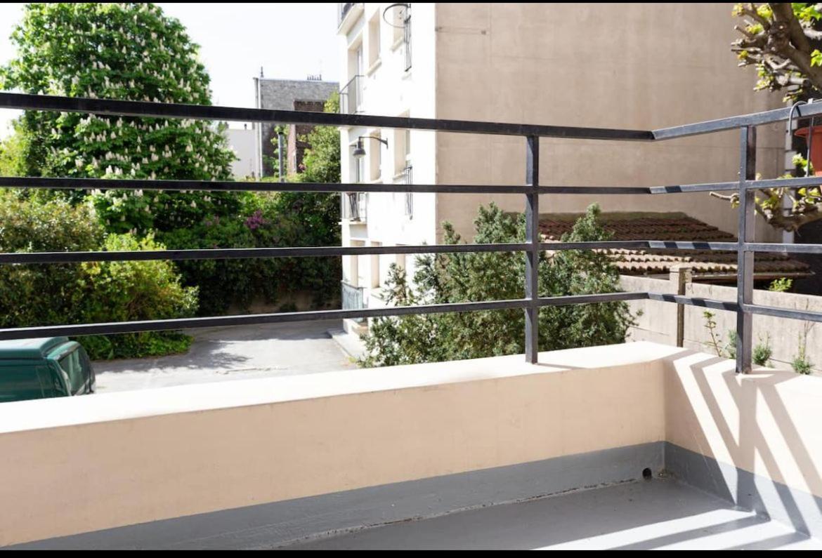 Superbe Studio Apartment A 2Mn De Paris Gentilly Exteriör bild